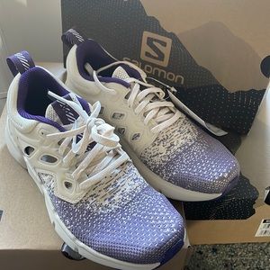 Salomon Predict Soc2 Womens running shoes NWT size 6.5